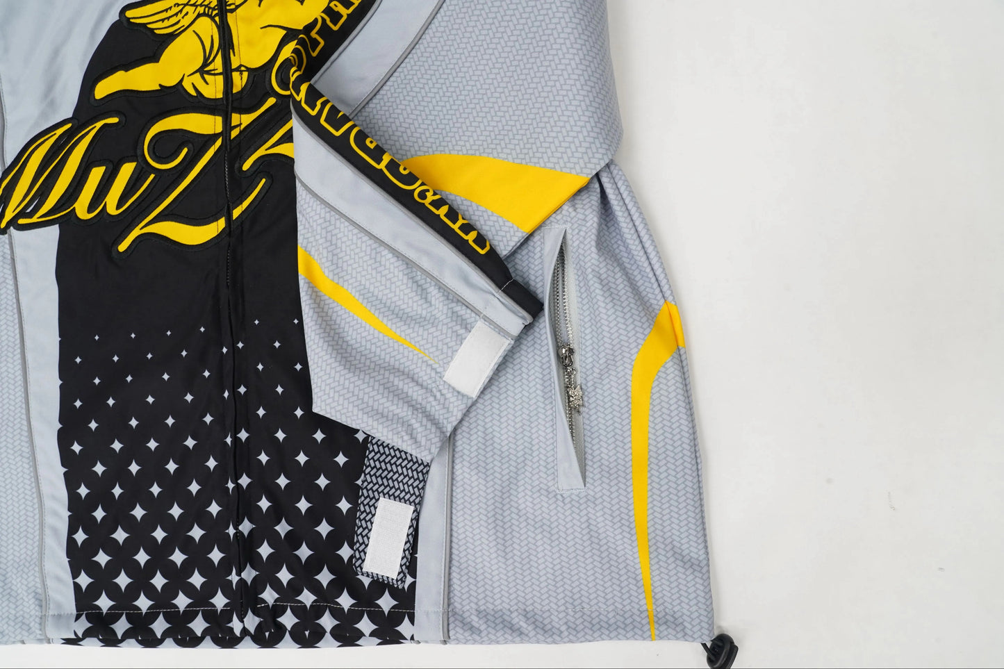 BATMAN X MUZZCLUB REFLECTIVE